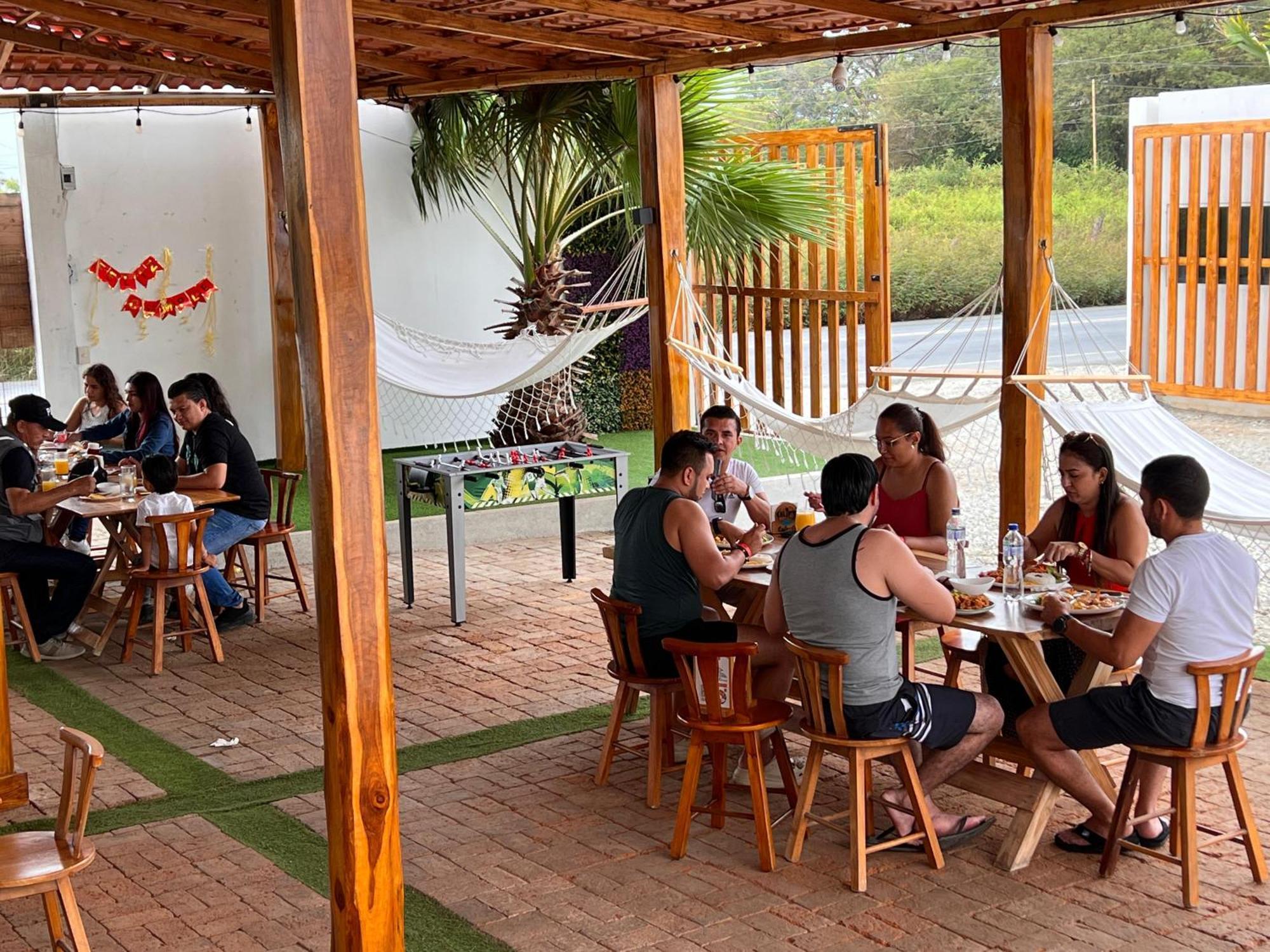 Ohana Beach Hotel Playas Kültér fotó